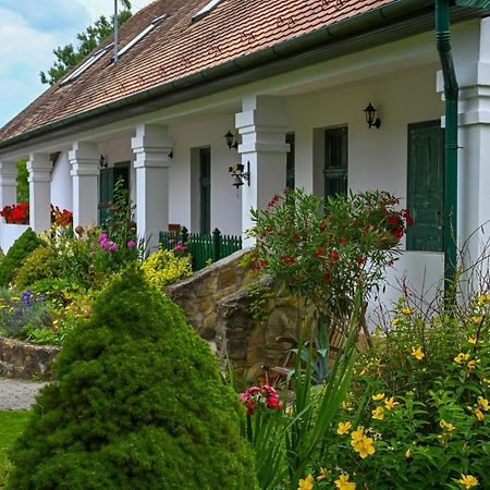 Falubiro Vendeghaza Bekolce Экстерьер фото